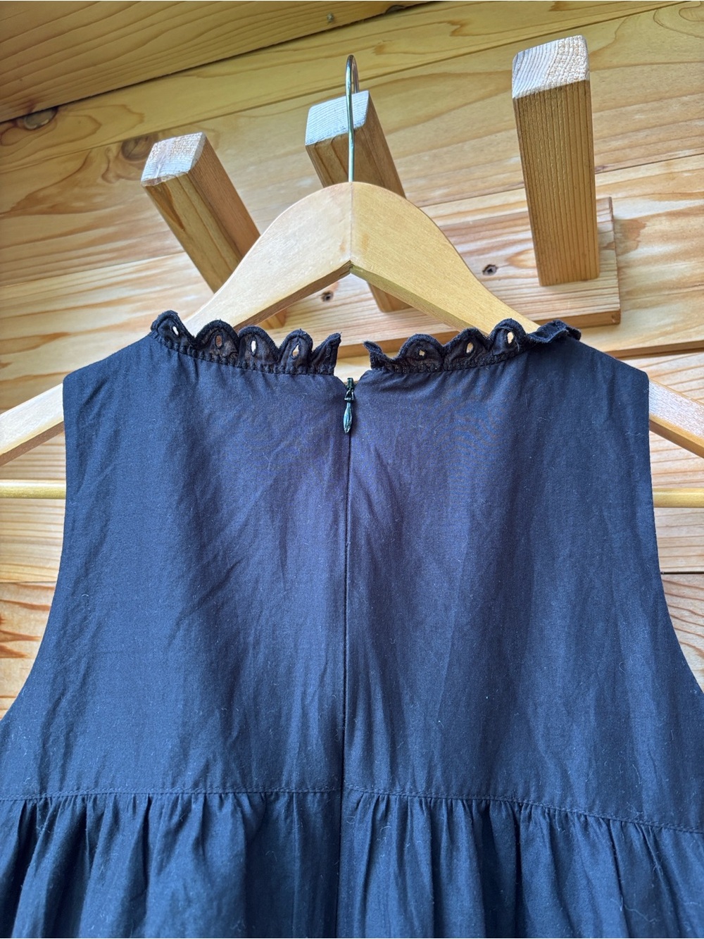 Anna Sui Black Eyelet Embroidered Dress XS Made in USA Scalloped Hem Lined - Picture 4 of 7